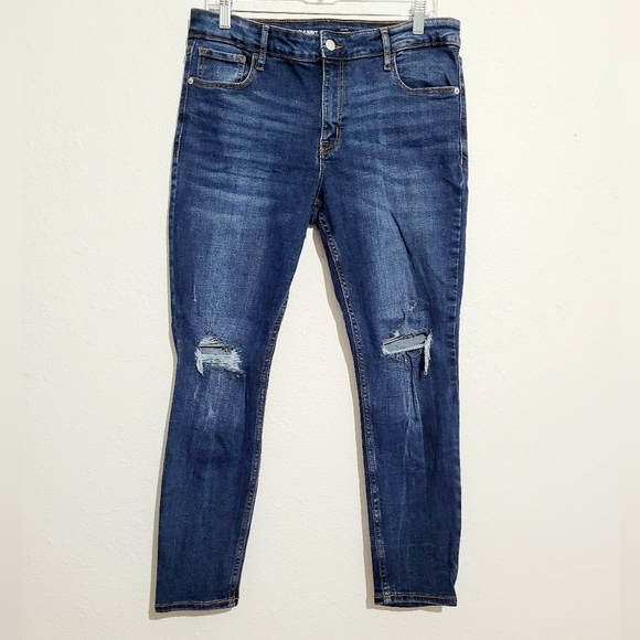 Old Navy Denim - Old Navy Women’s Mid-Rise Rockstar Super Skinny Jeans Blue Distressed Size 14